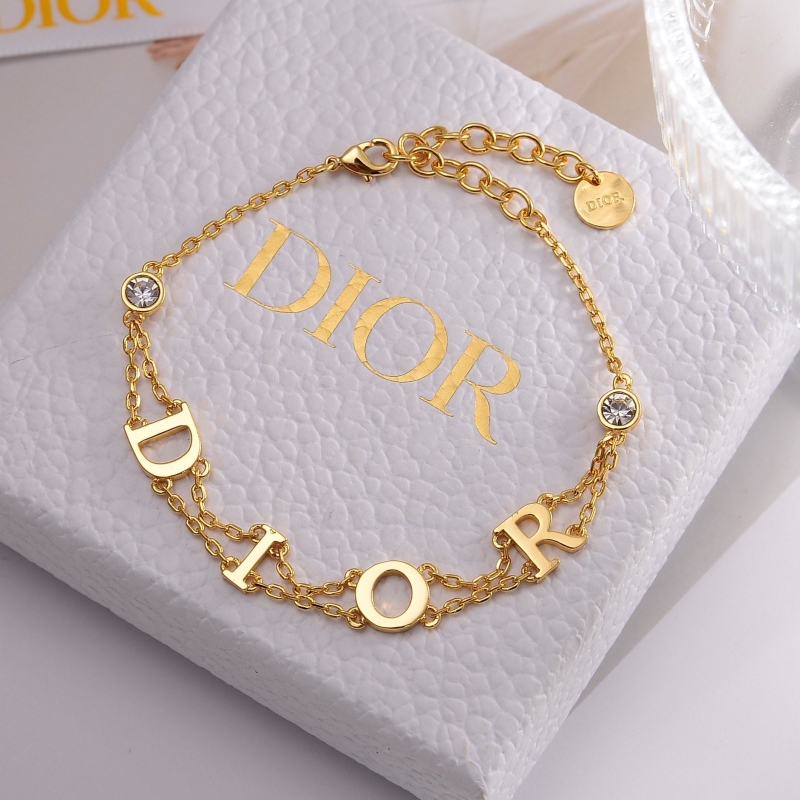 chr1st1an D10r bracelets